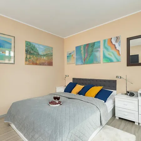 Bright Swiatowida Near The Perfect For Remote Work By Renters Apartment *